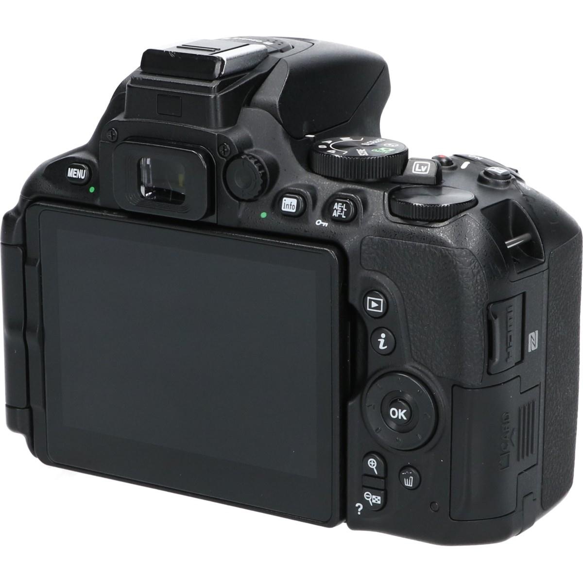 D5600