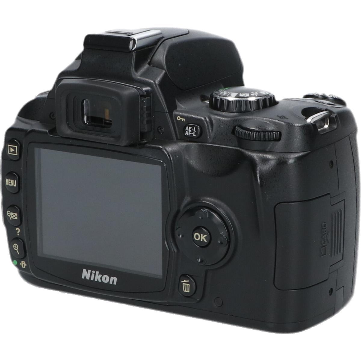 D40