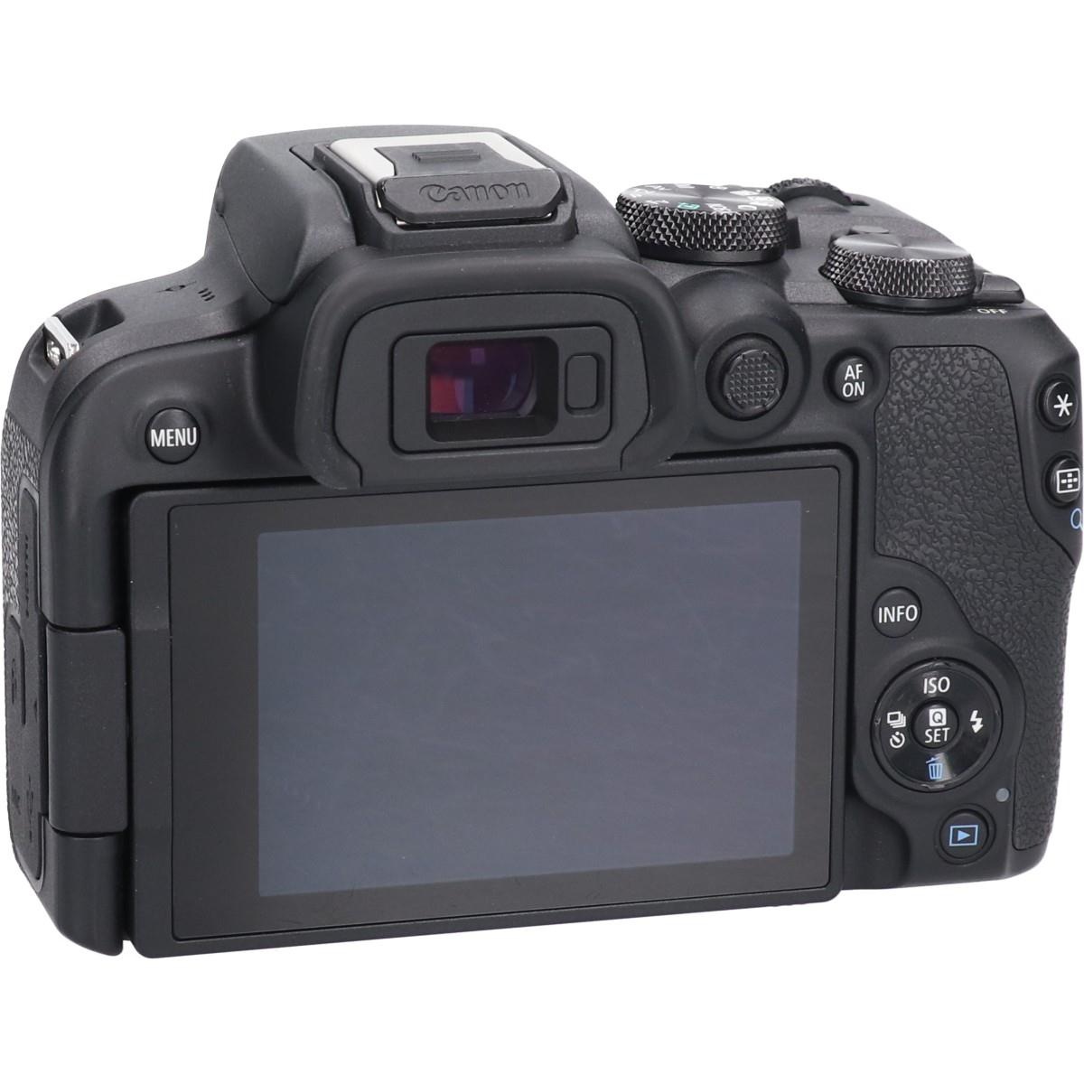 EOS R10