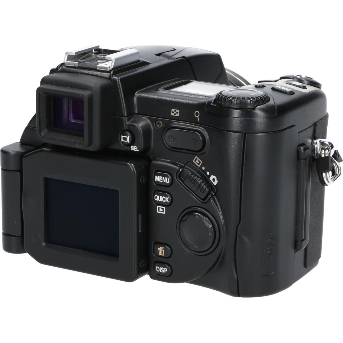 COOLPIX 5700