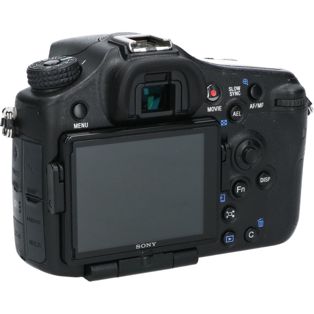 α77 II ILCA-77M2