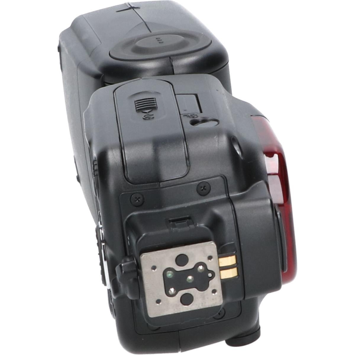 SB-900