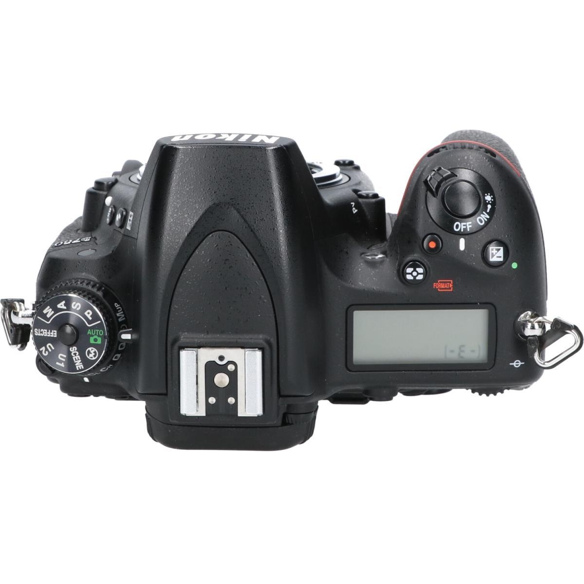 D750