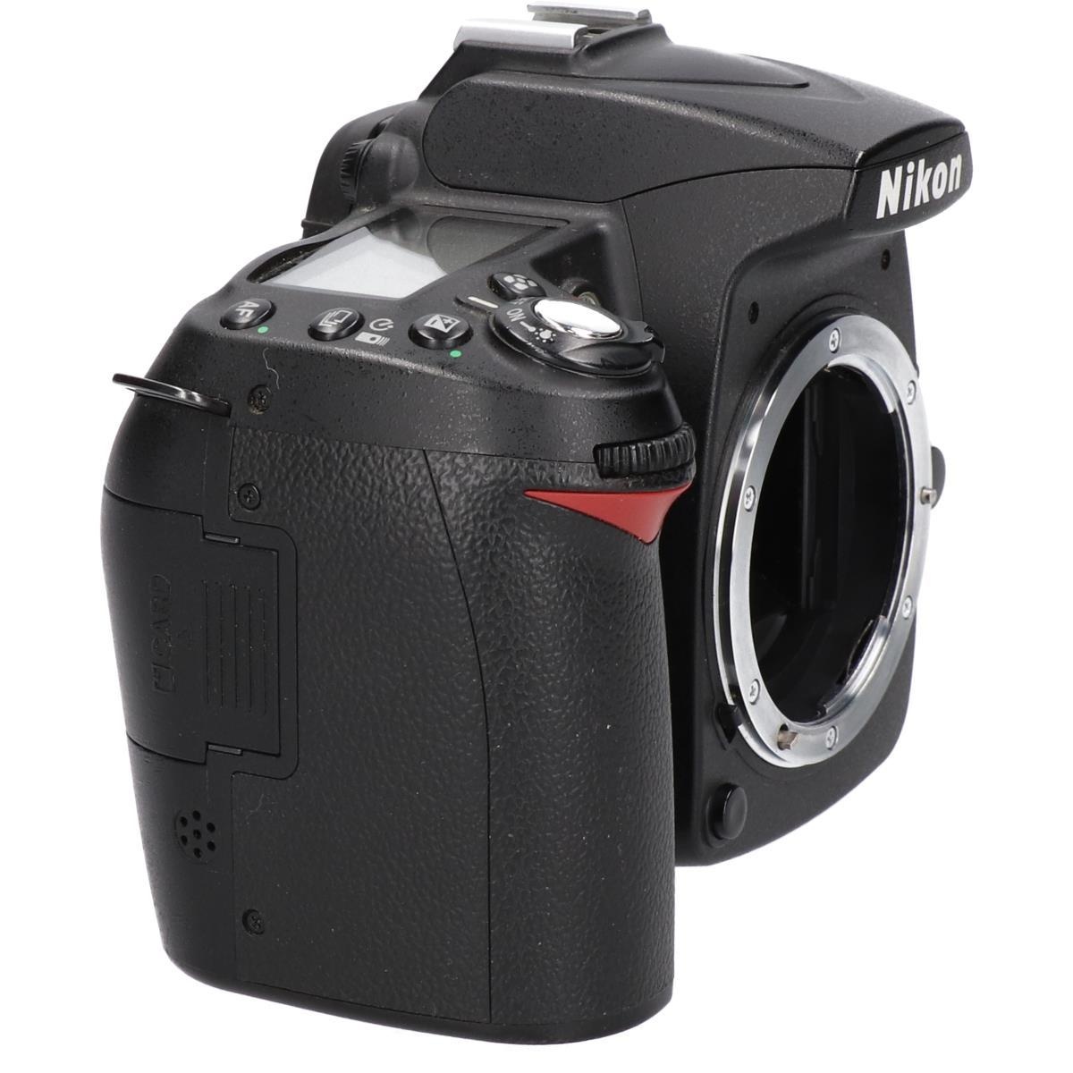 D90