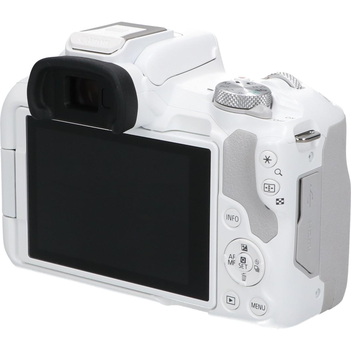 EOS R50