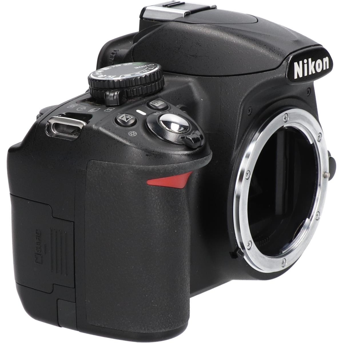 D3100