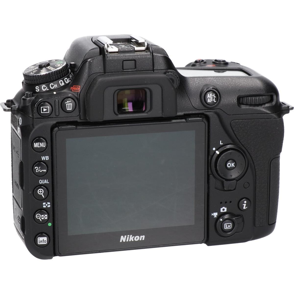 D7500