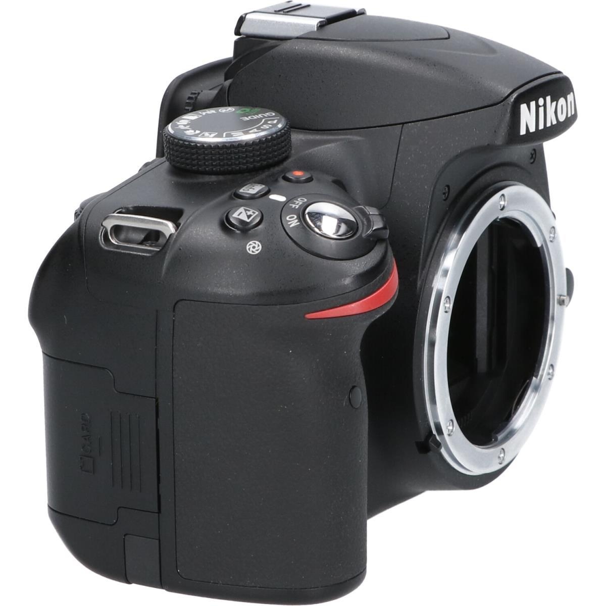 D3200