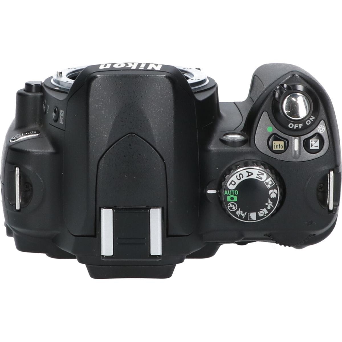 D40