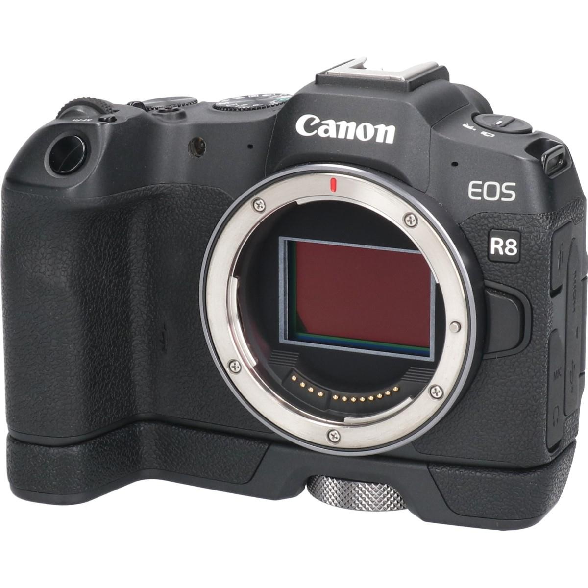 EOS R8