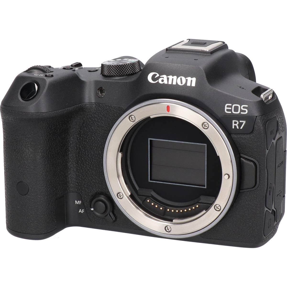 EOS R7