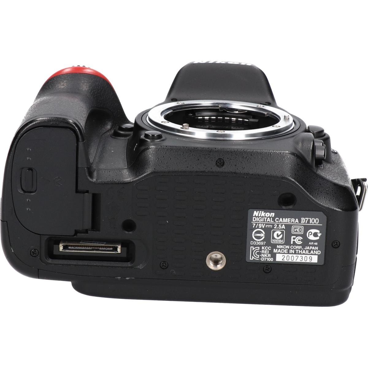 D7100