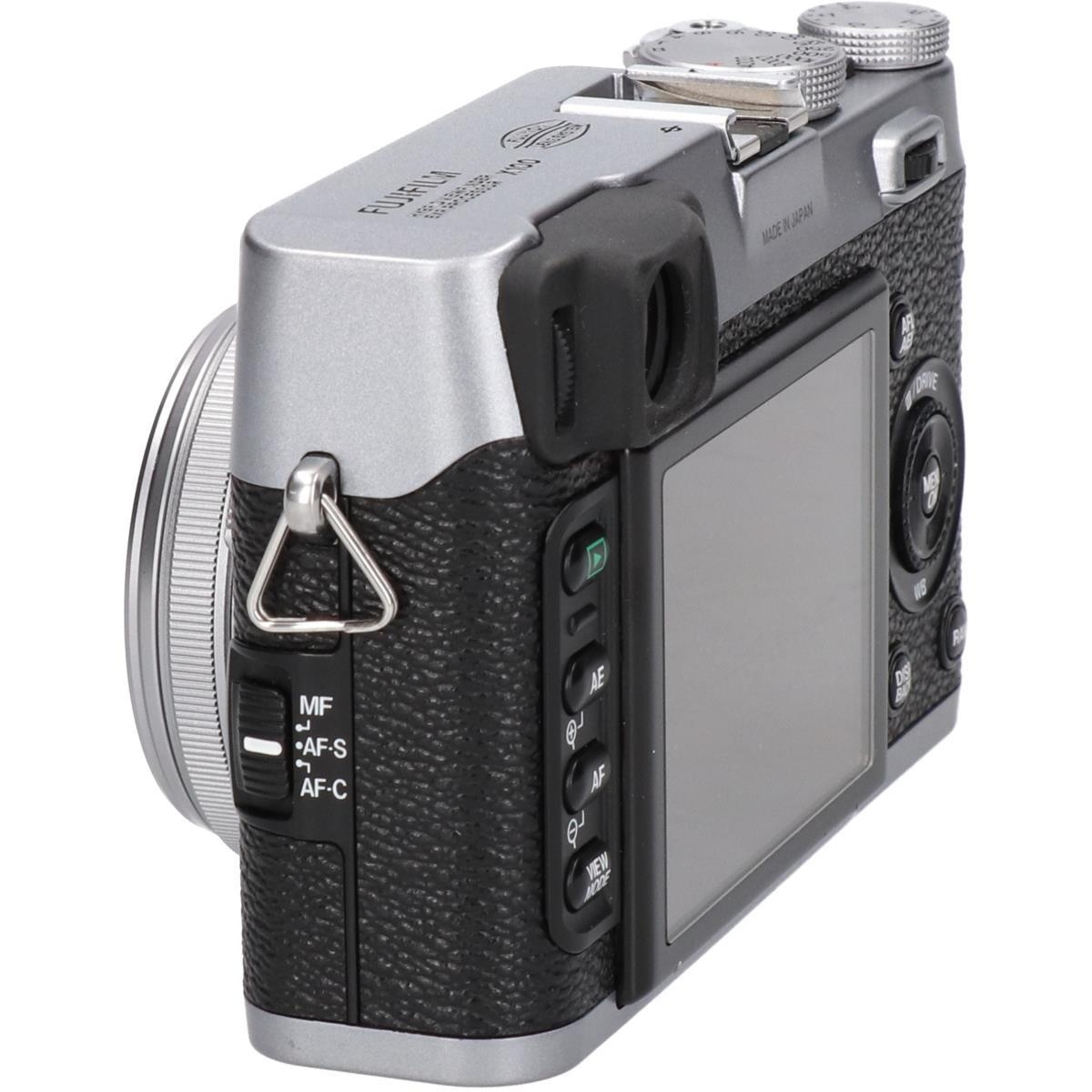 FINEPIX X100