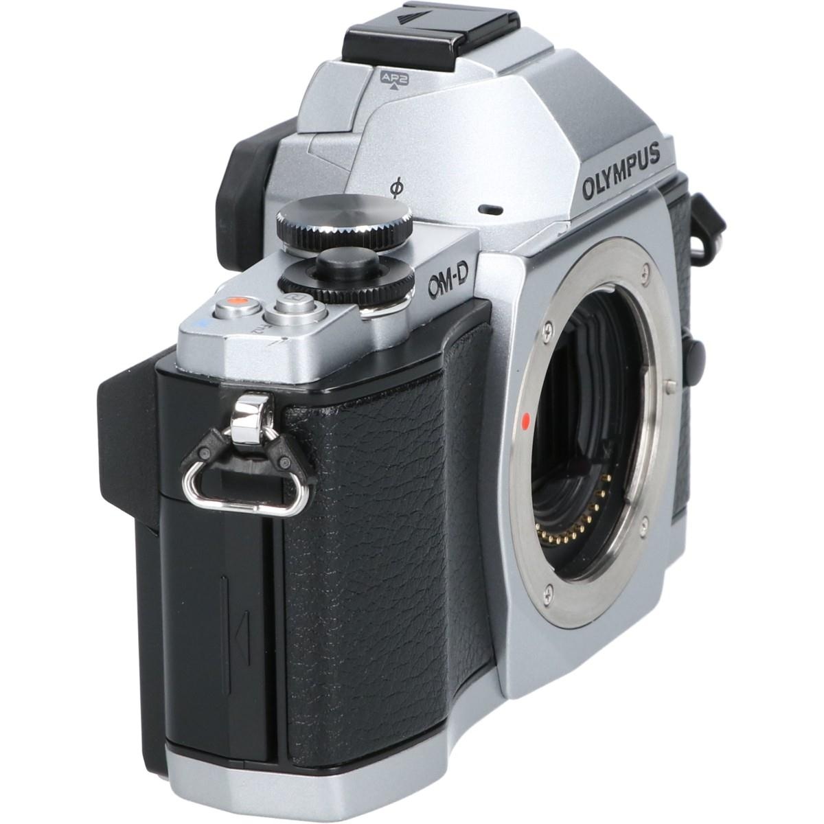 E-M5