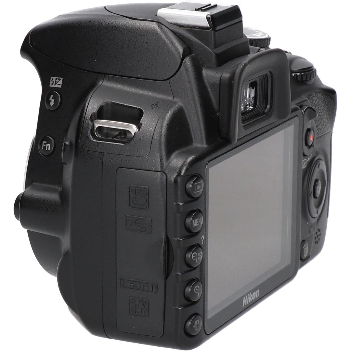 D3100