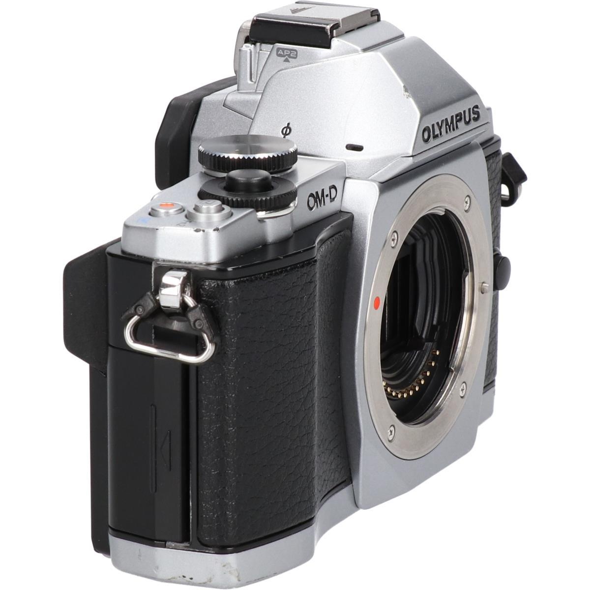 E-M5