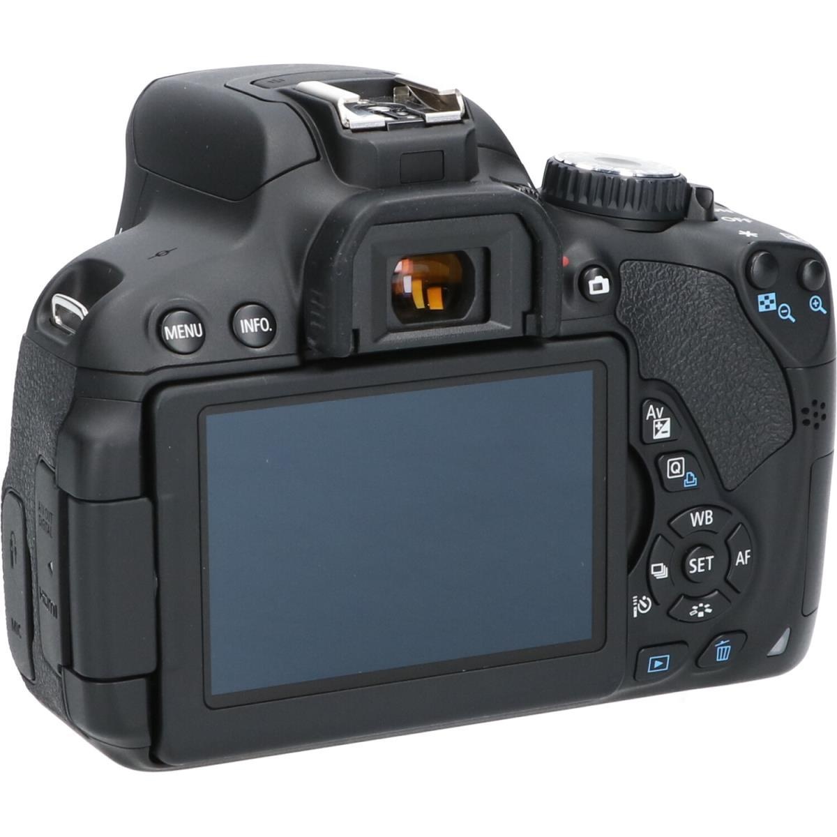 EOS KISS X6I