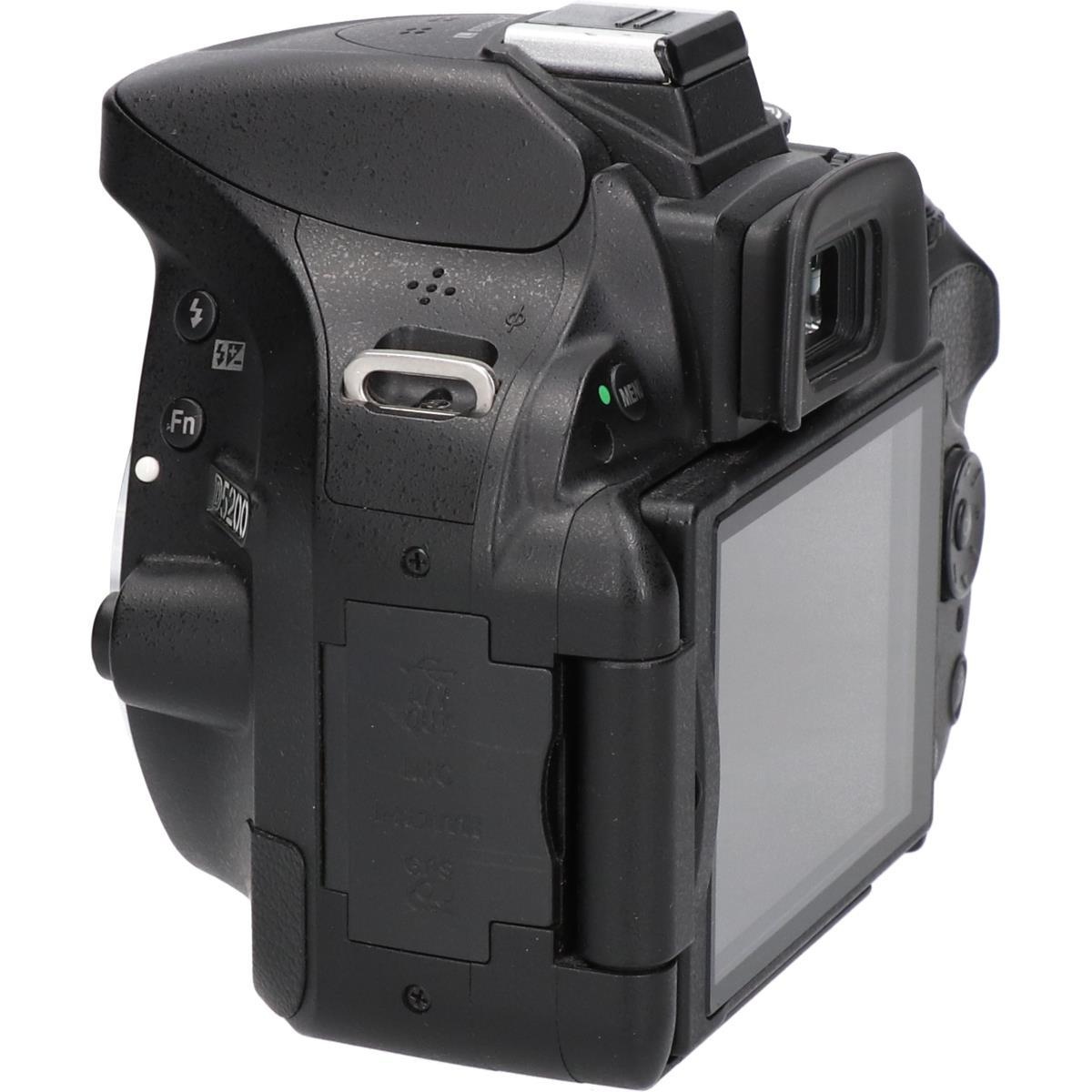 D5200