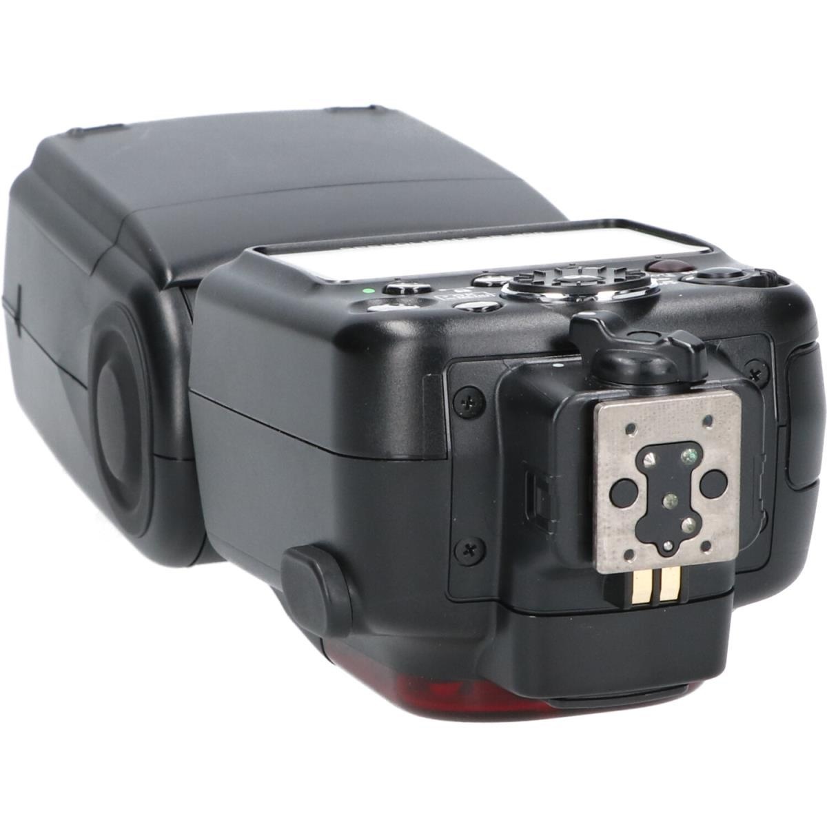 SB-900