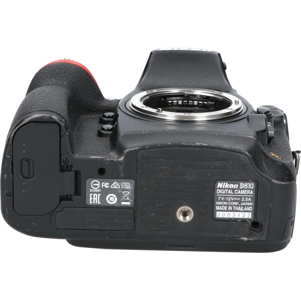 D810