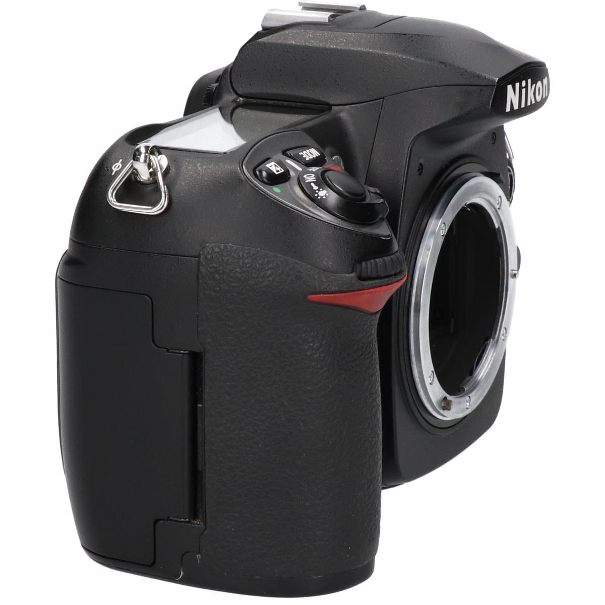 D200