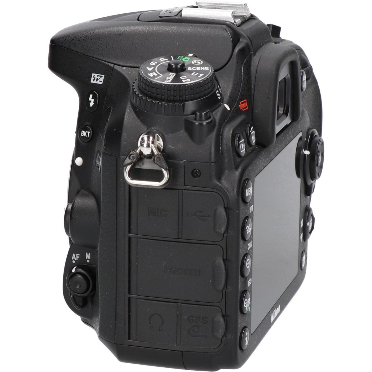 D7100