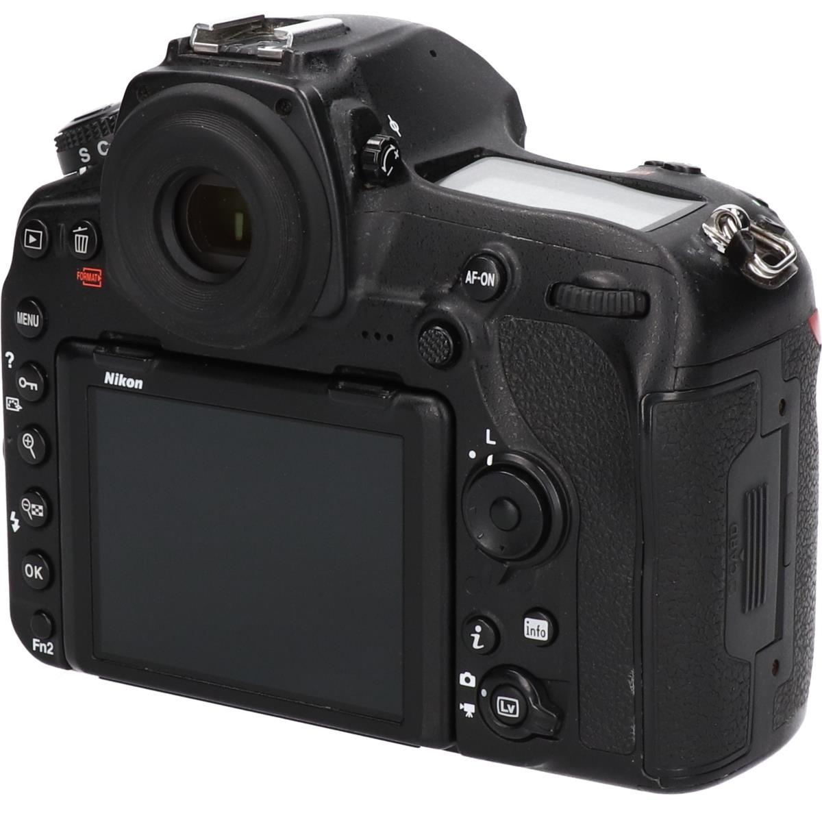 D850