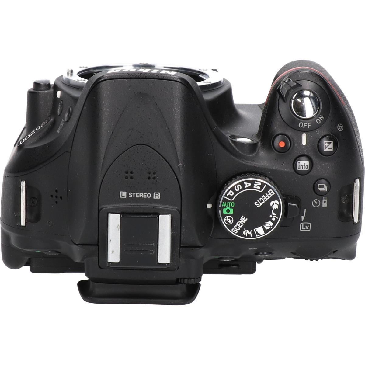 D5200