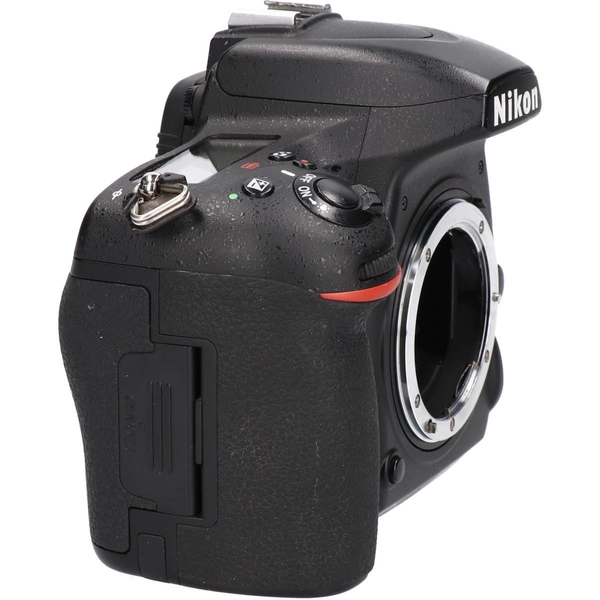 D750