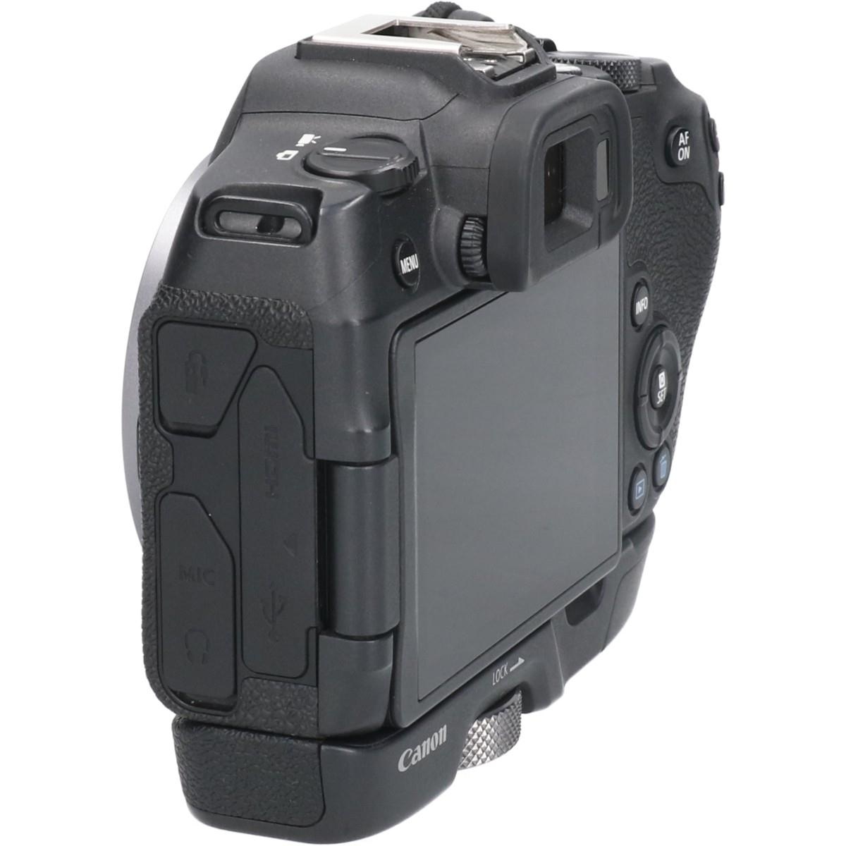 EOS R8