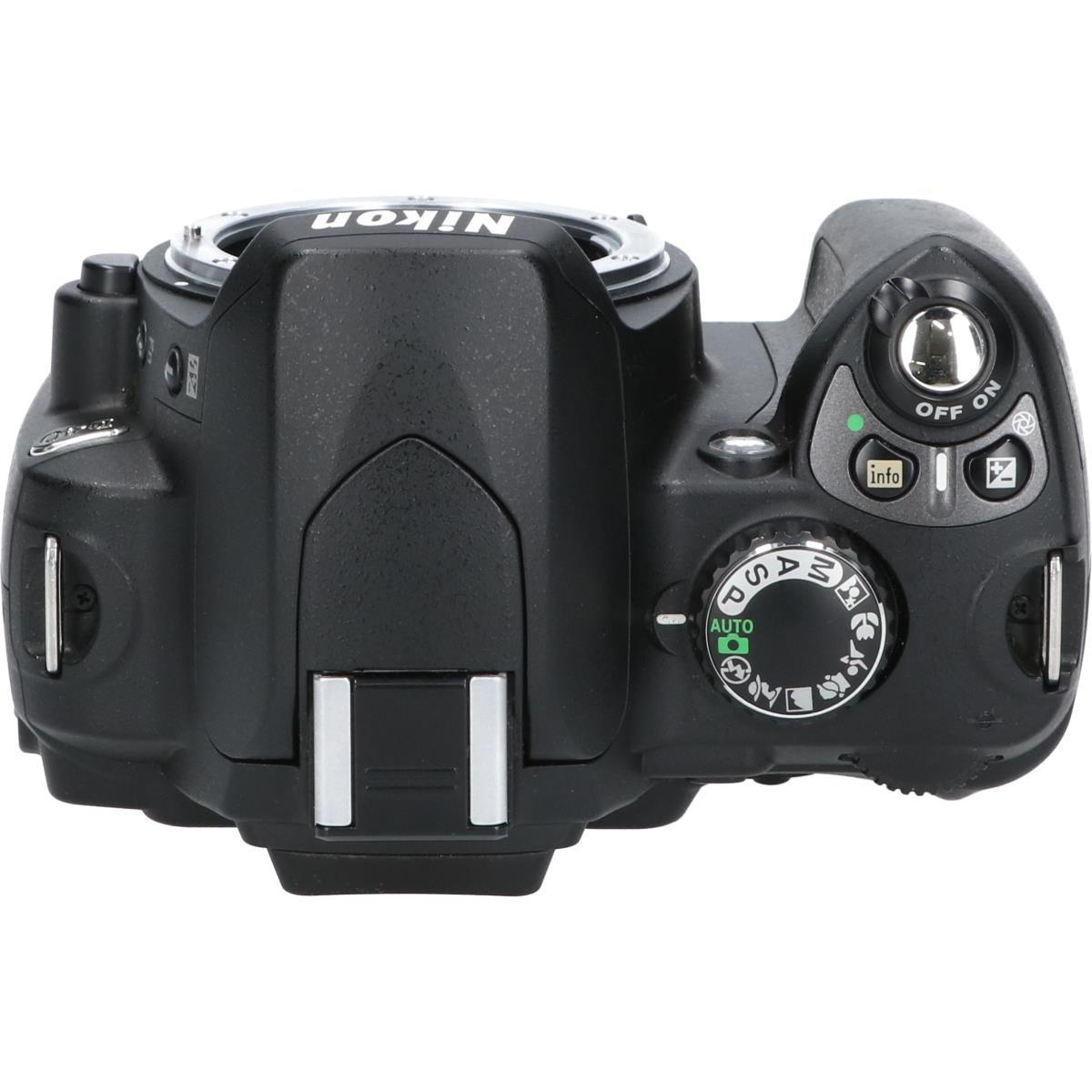 D40