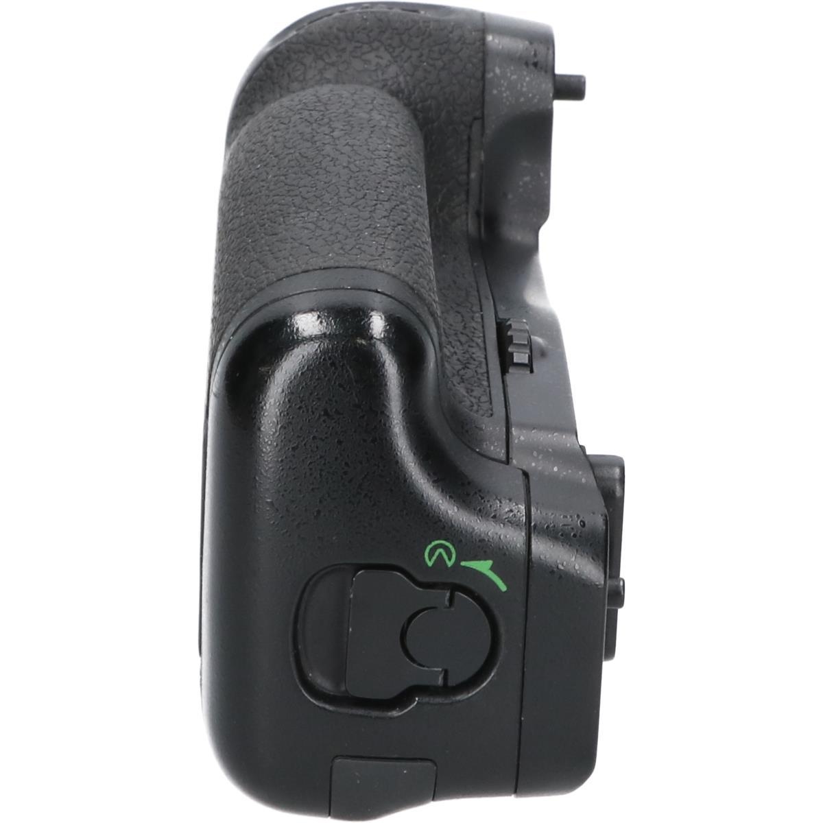 MB-D16 (D750)