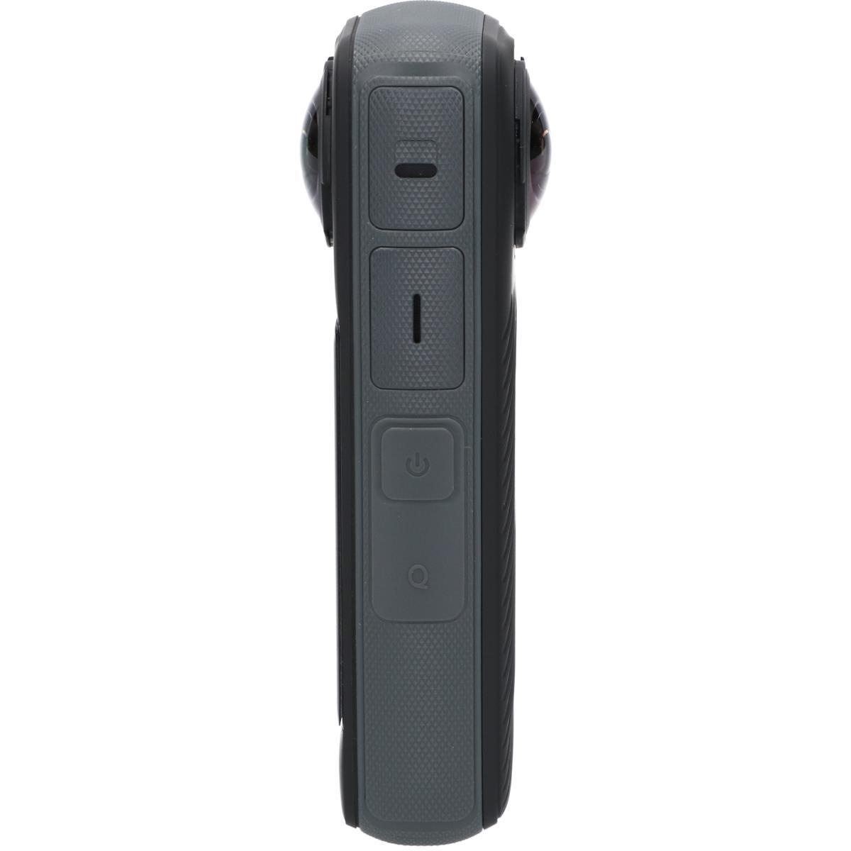 INSTA360 X4