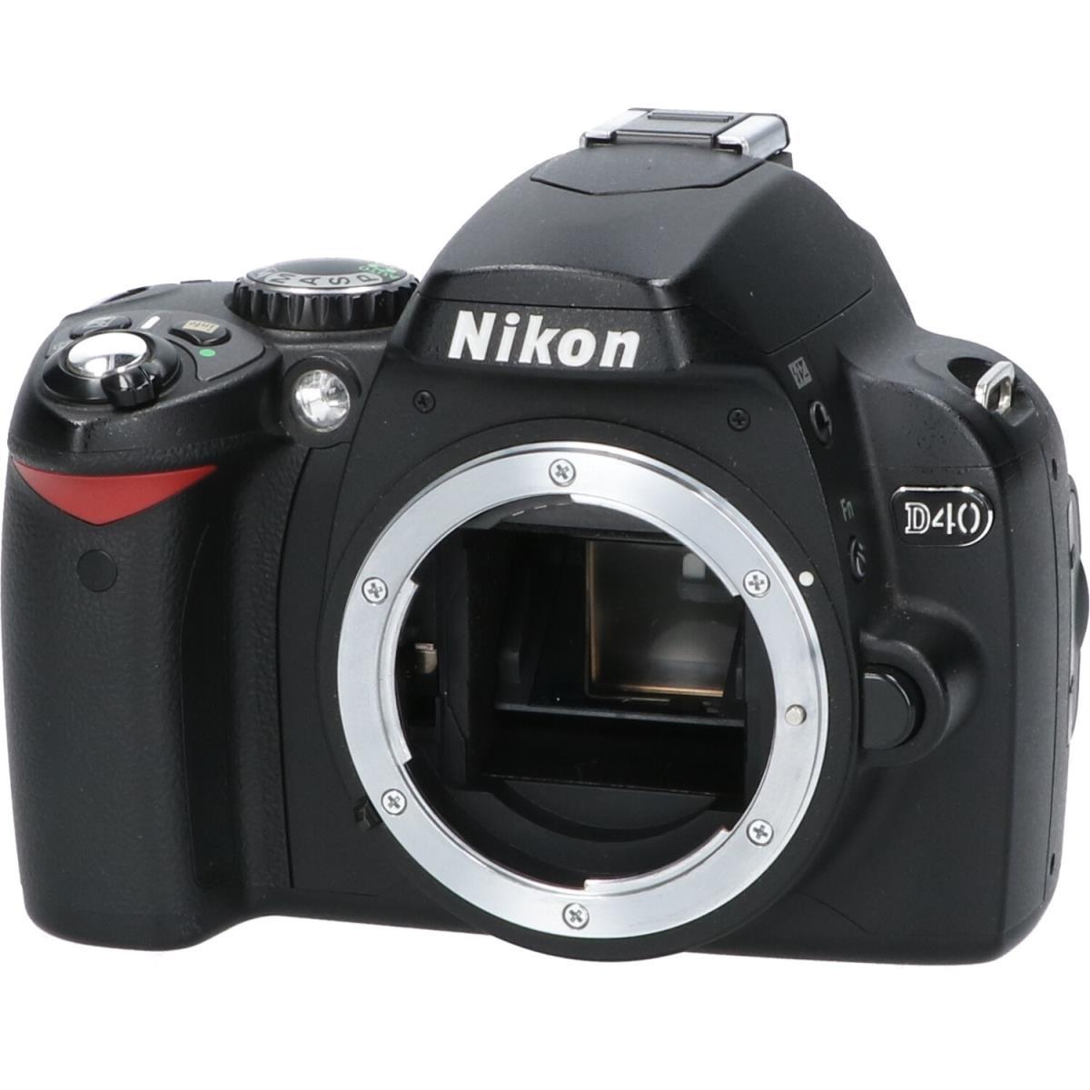 D40