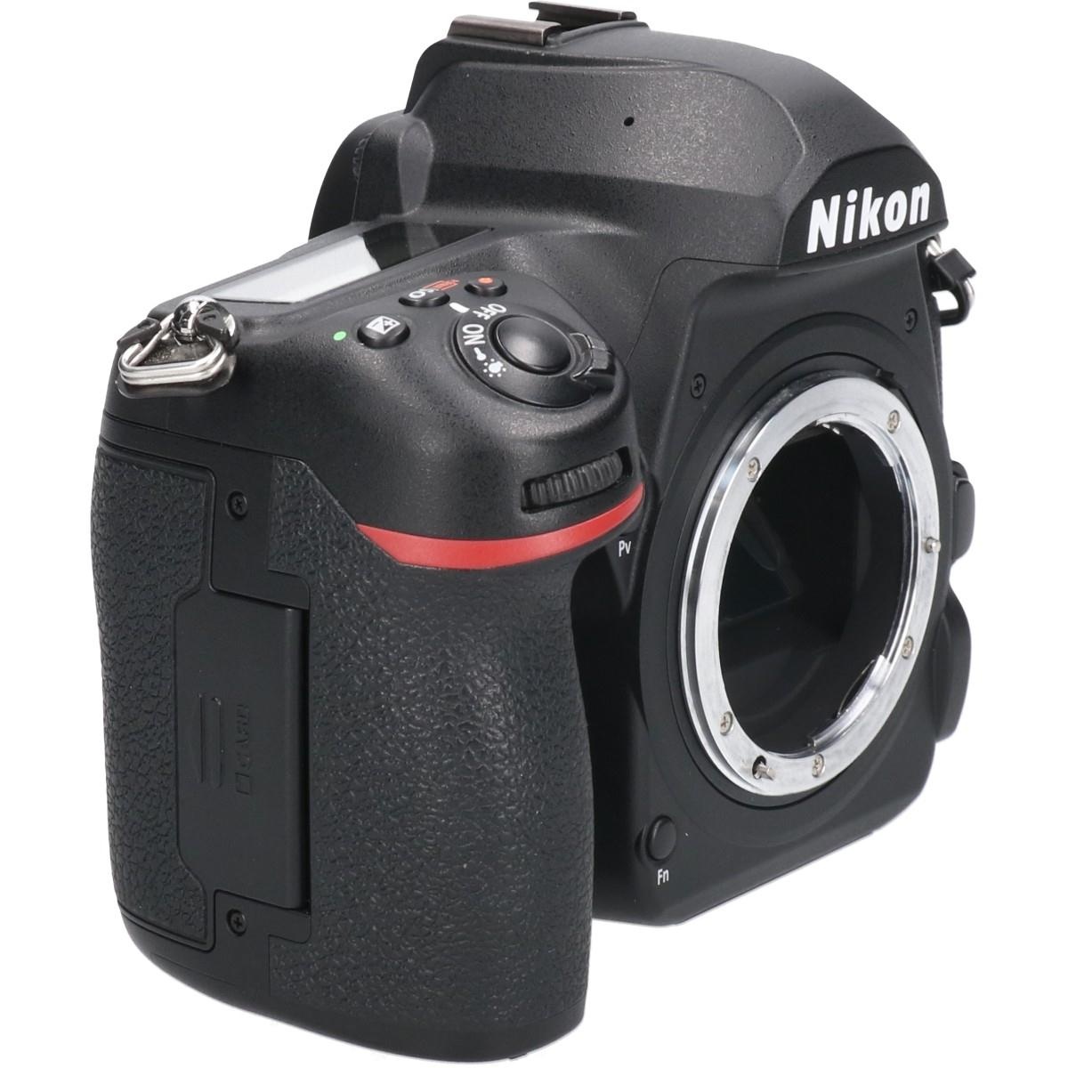 D780