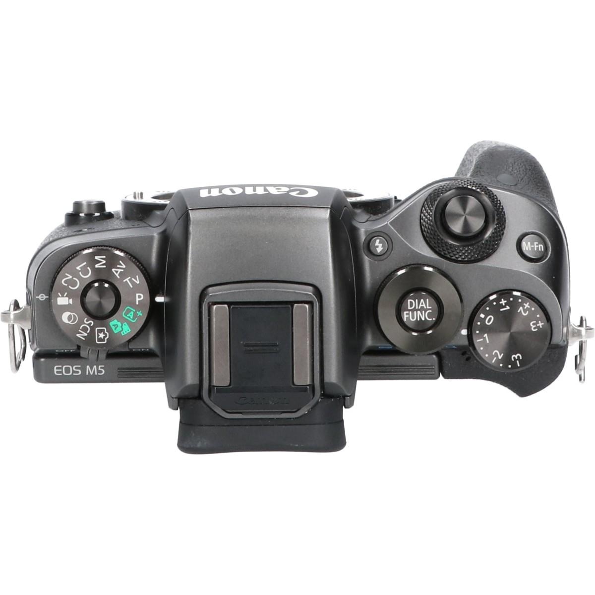 EOS M5