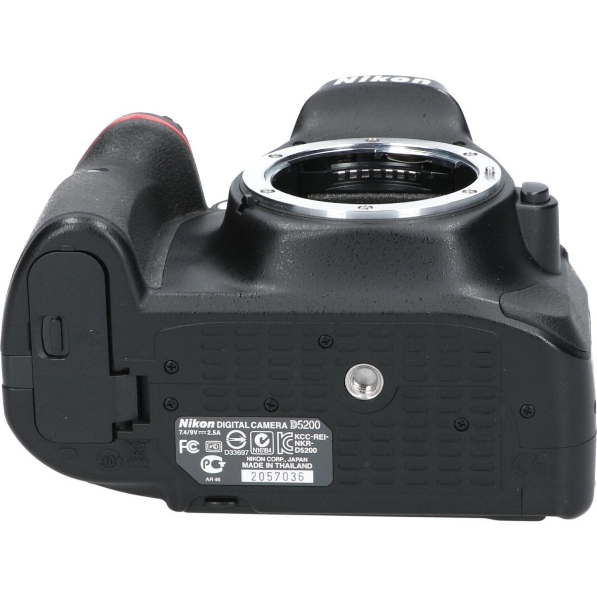D5200