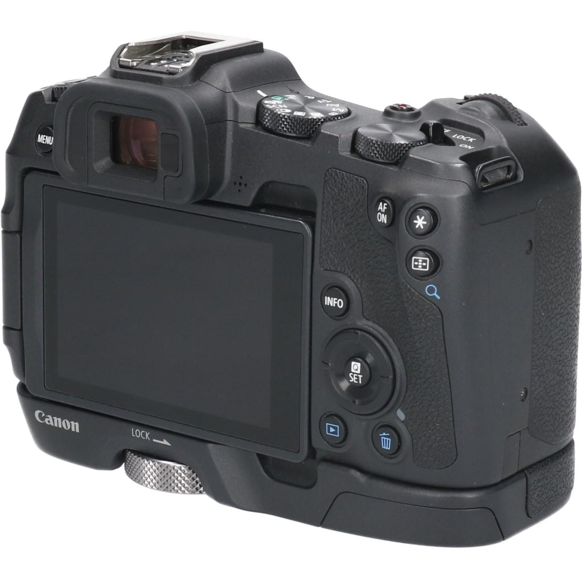EOS R8