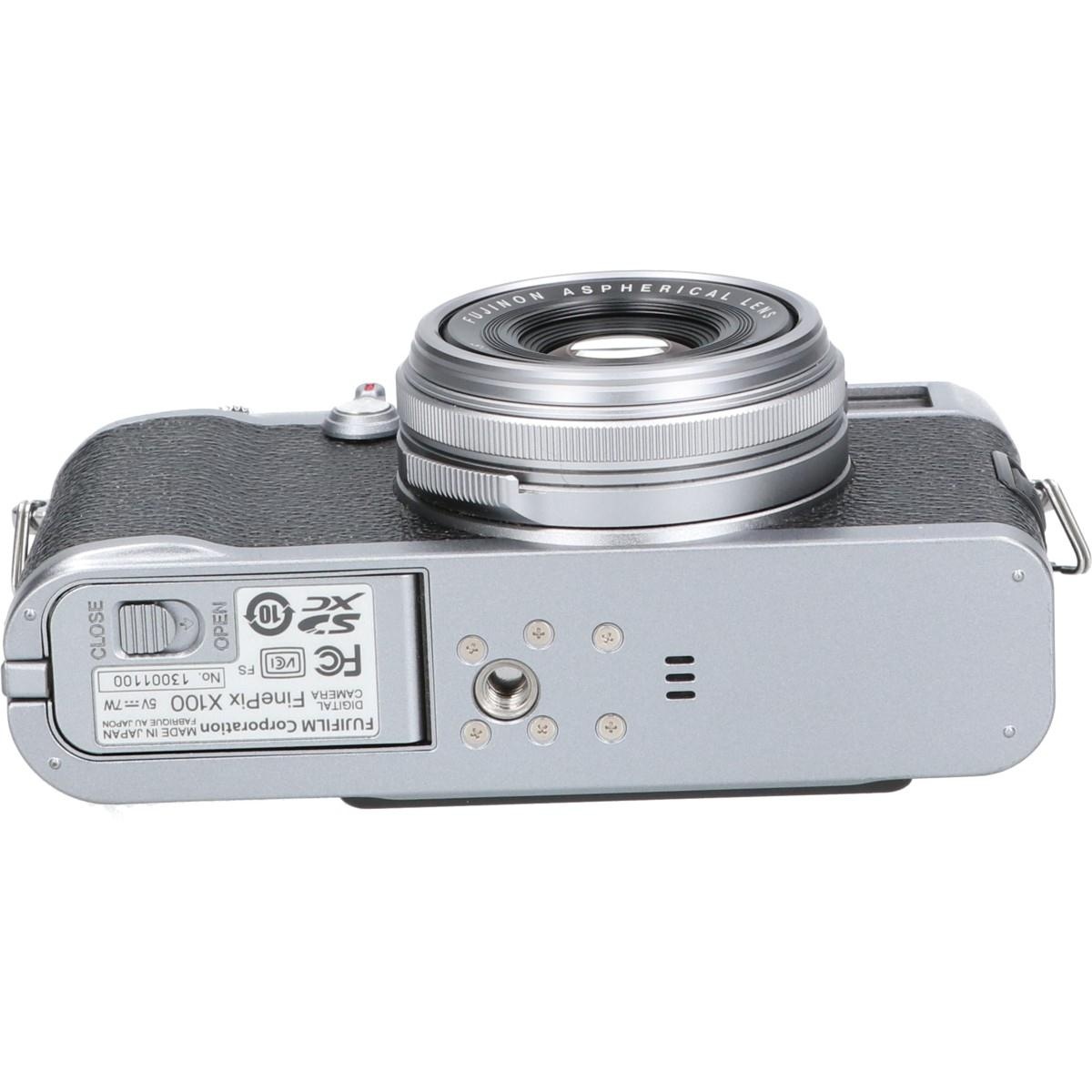 FINEPIX X100