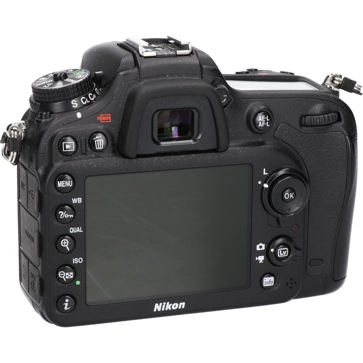 D7100