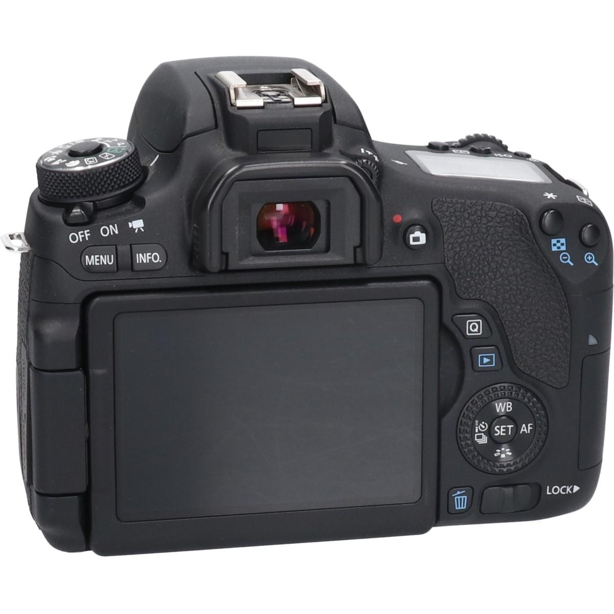 EOS8000D