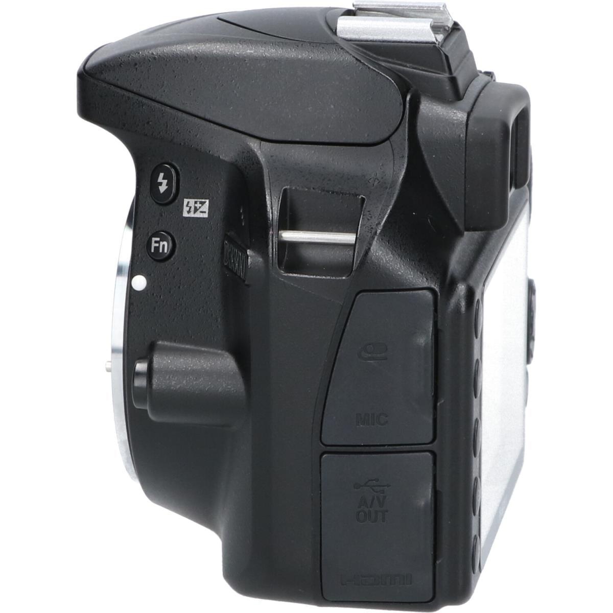 D3300