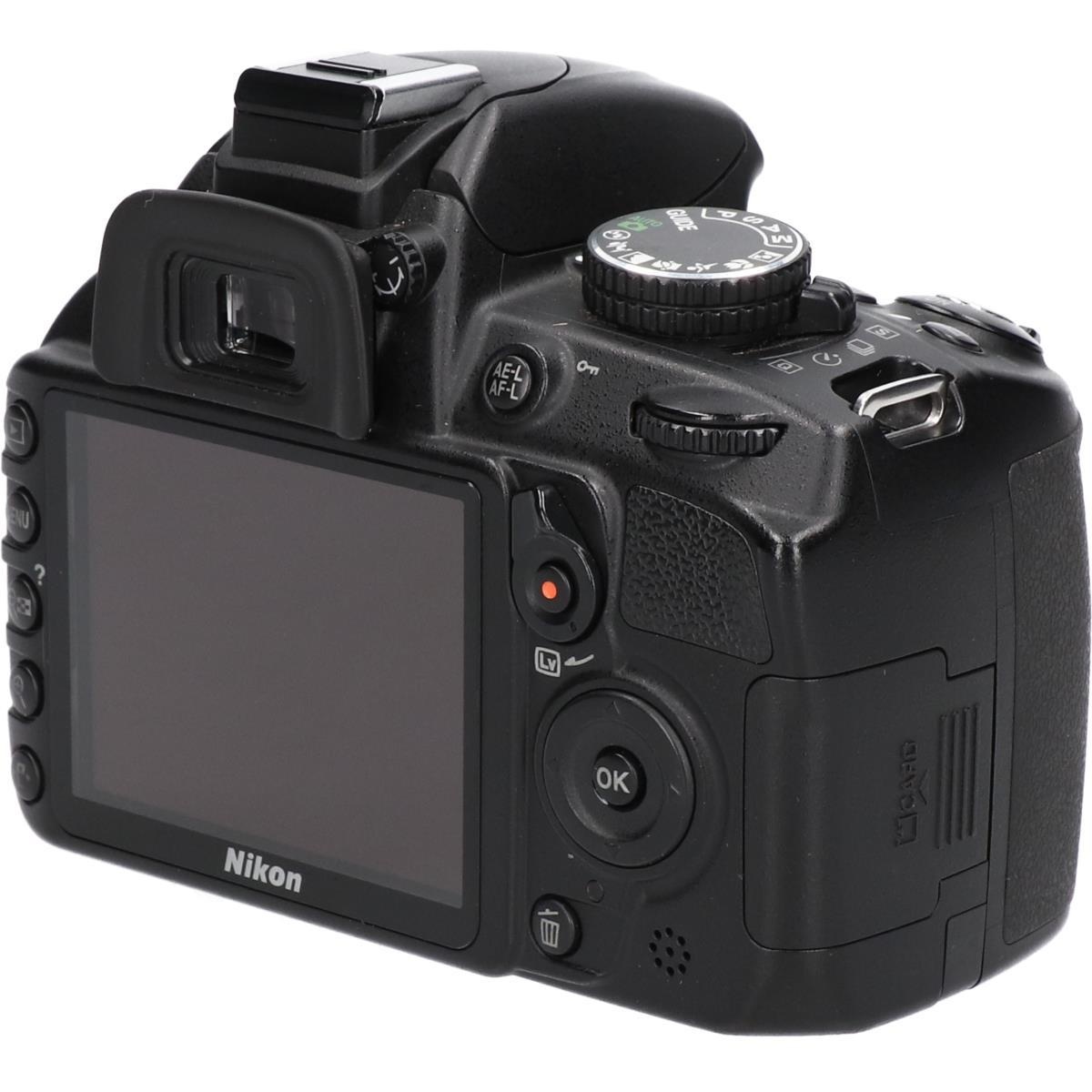 D3100