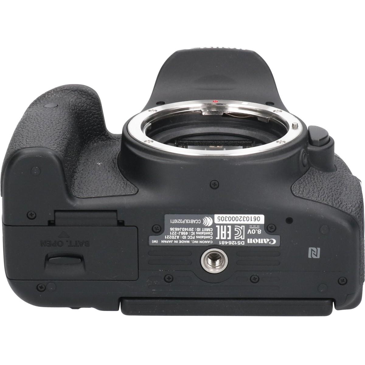 EOS8000D