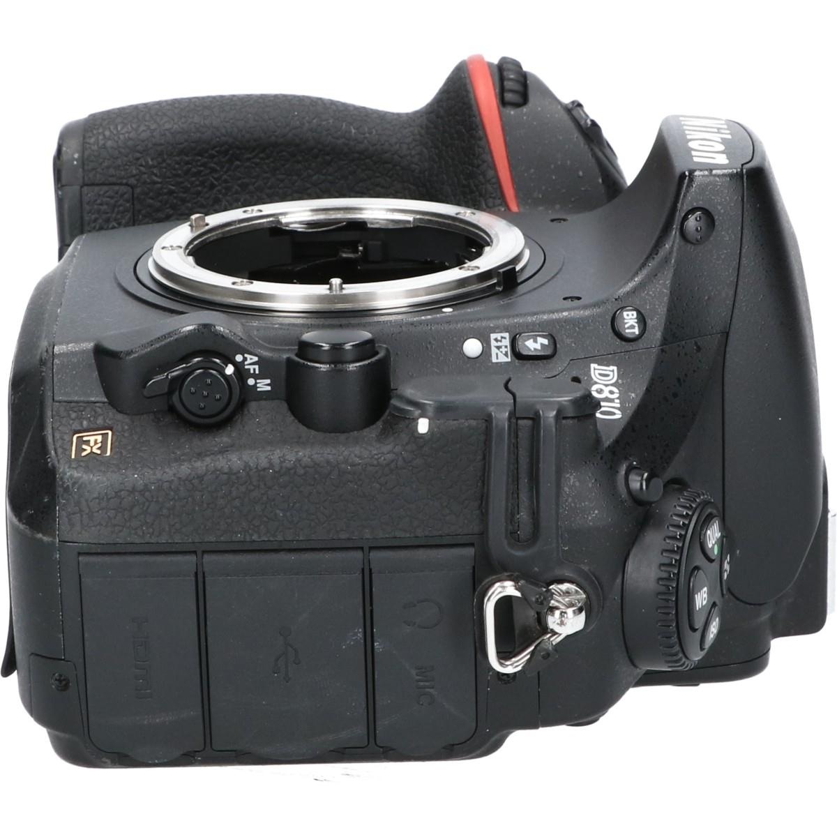 D810
