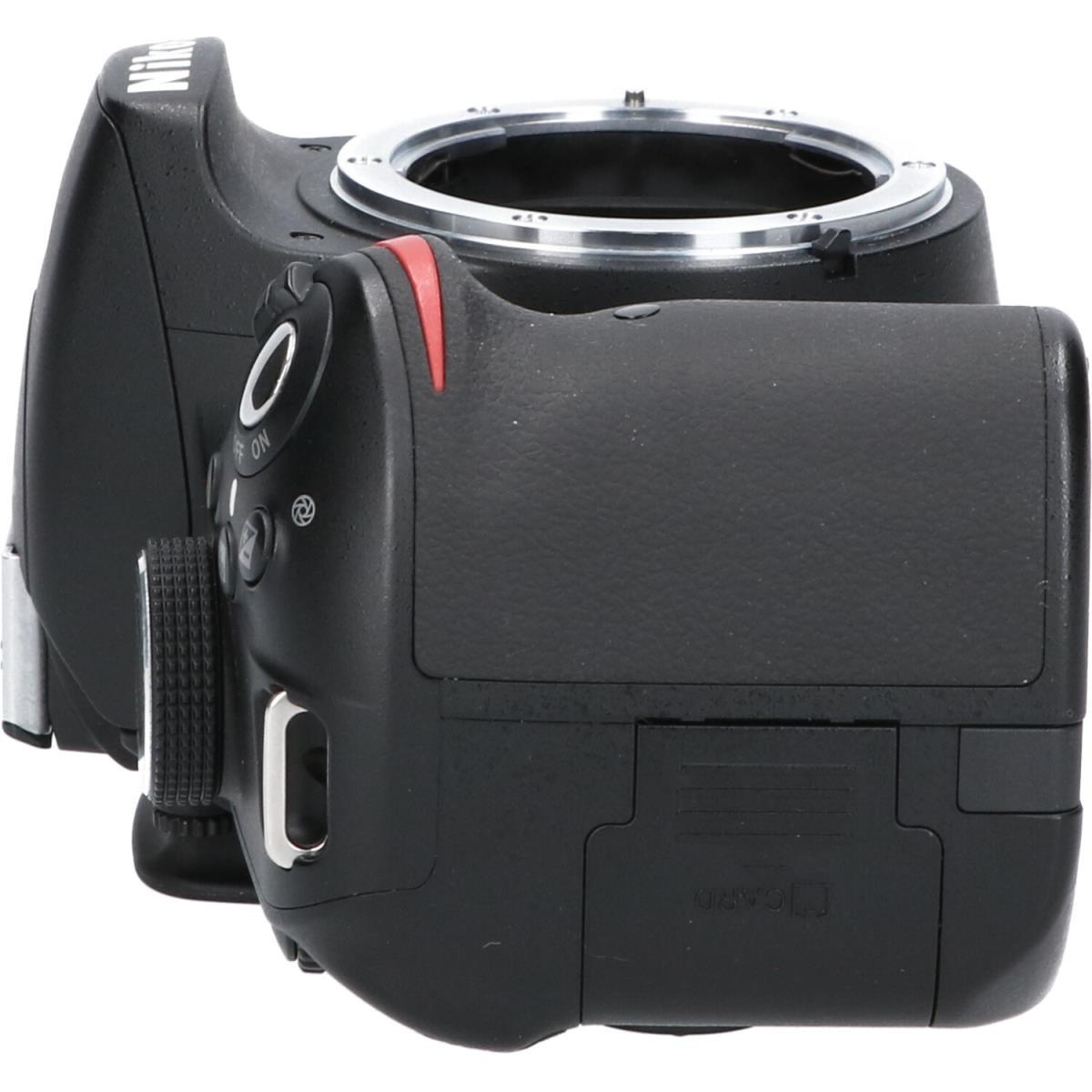 D3200