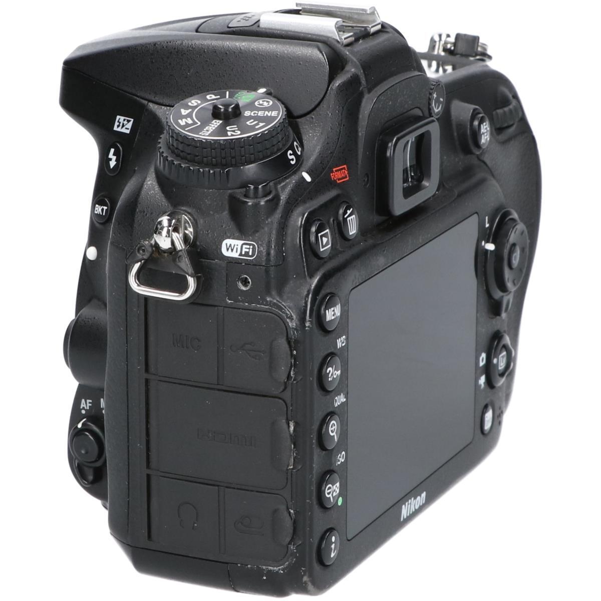 D7200