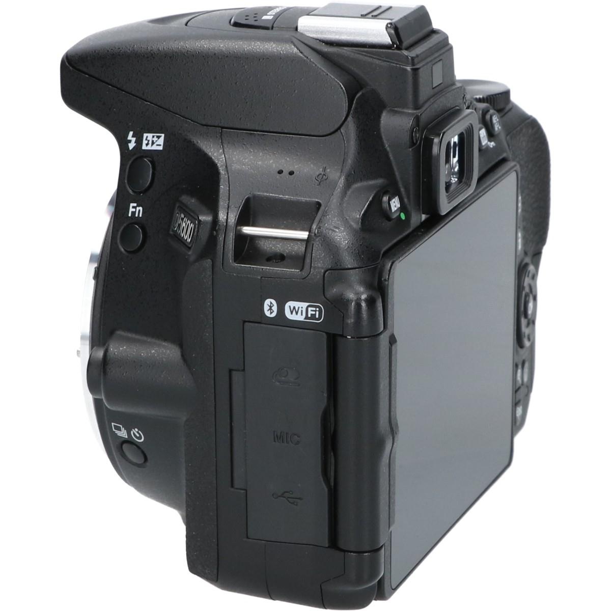 D5600