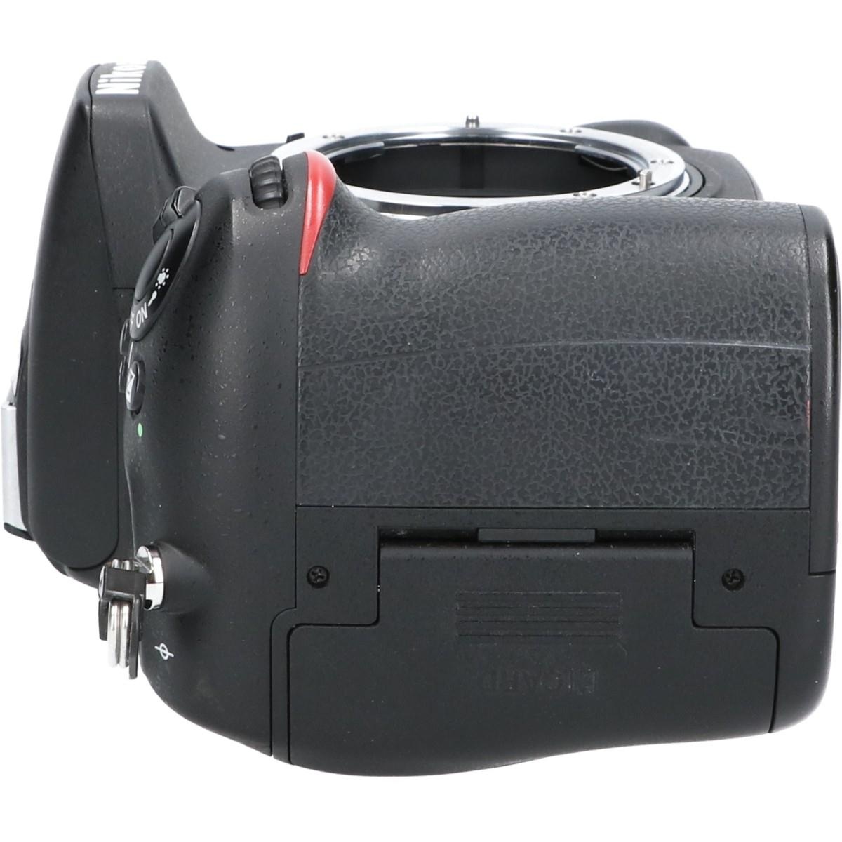 D7100