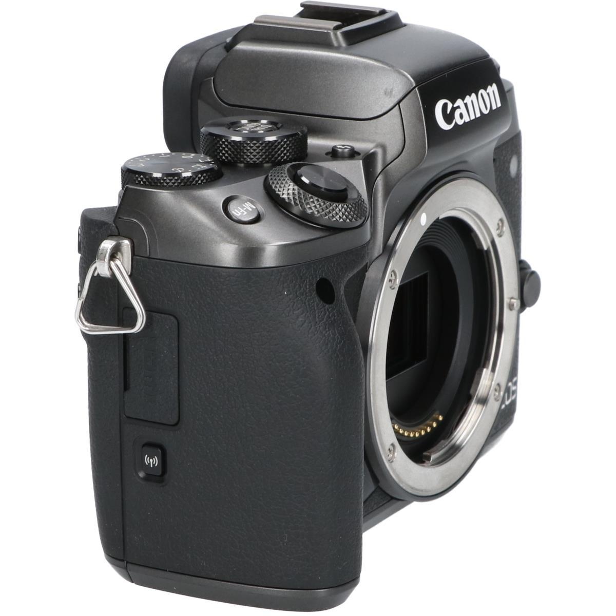 EOS M5